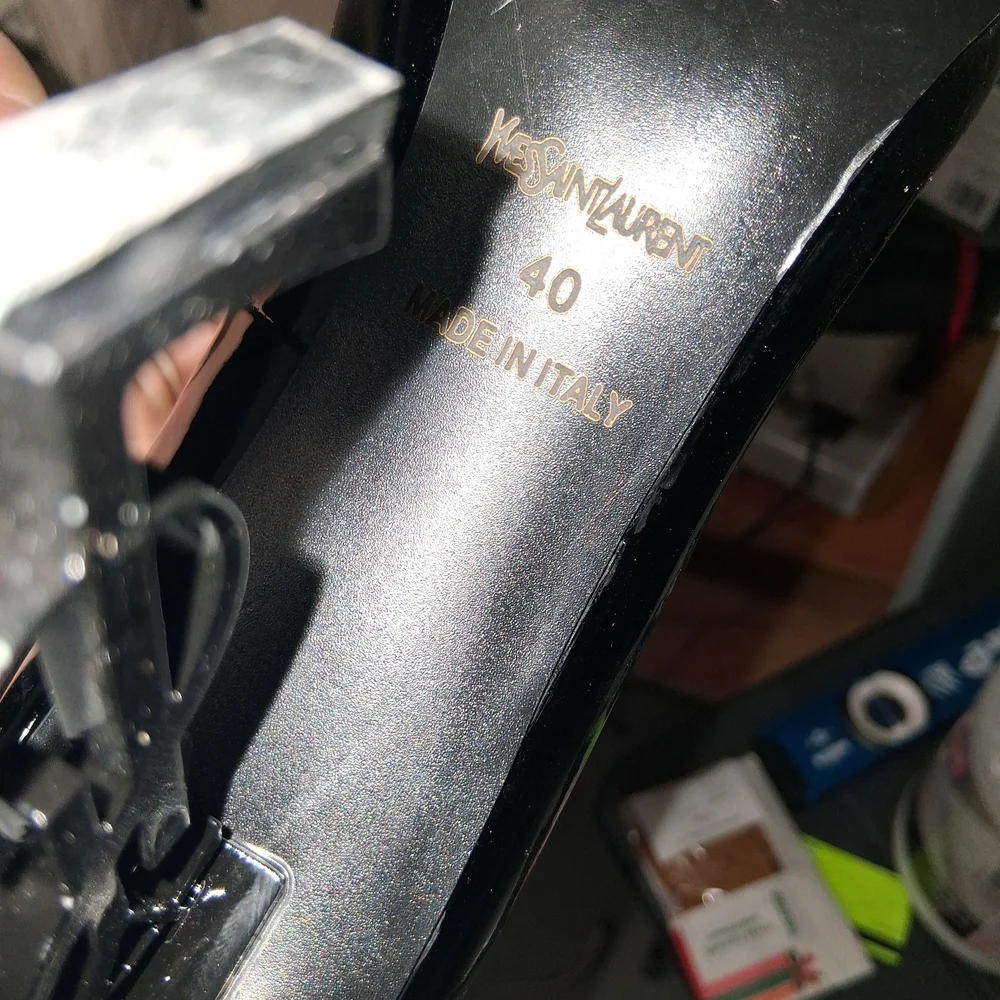 Yves Saint Laurent Black Patent Leather Logo Stiletto Pumps - Picture 4 of 4